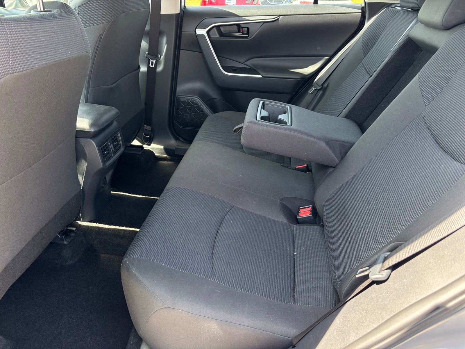 Used 2025 Toyota RAV4 LE FWD image 12