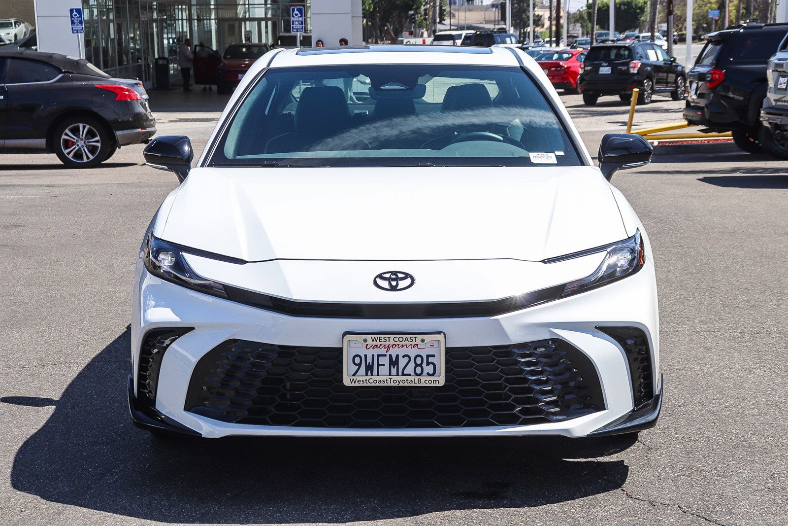 Used 2026 Toyota Camry Hybrid w/ Multimedia Upgrade Package image 2