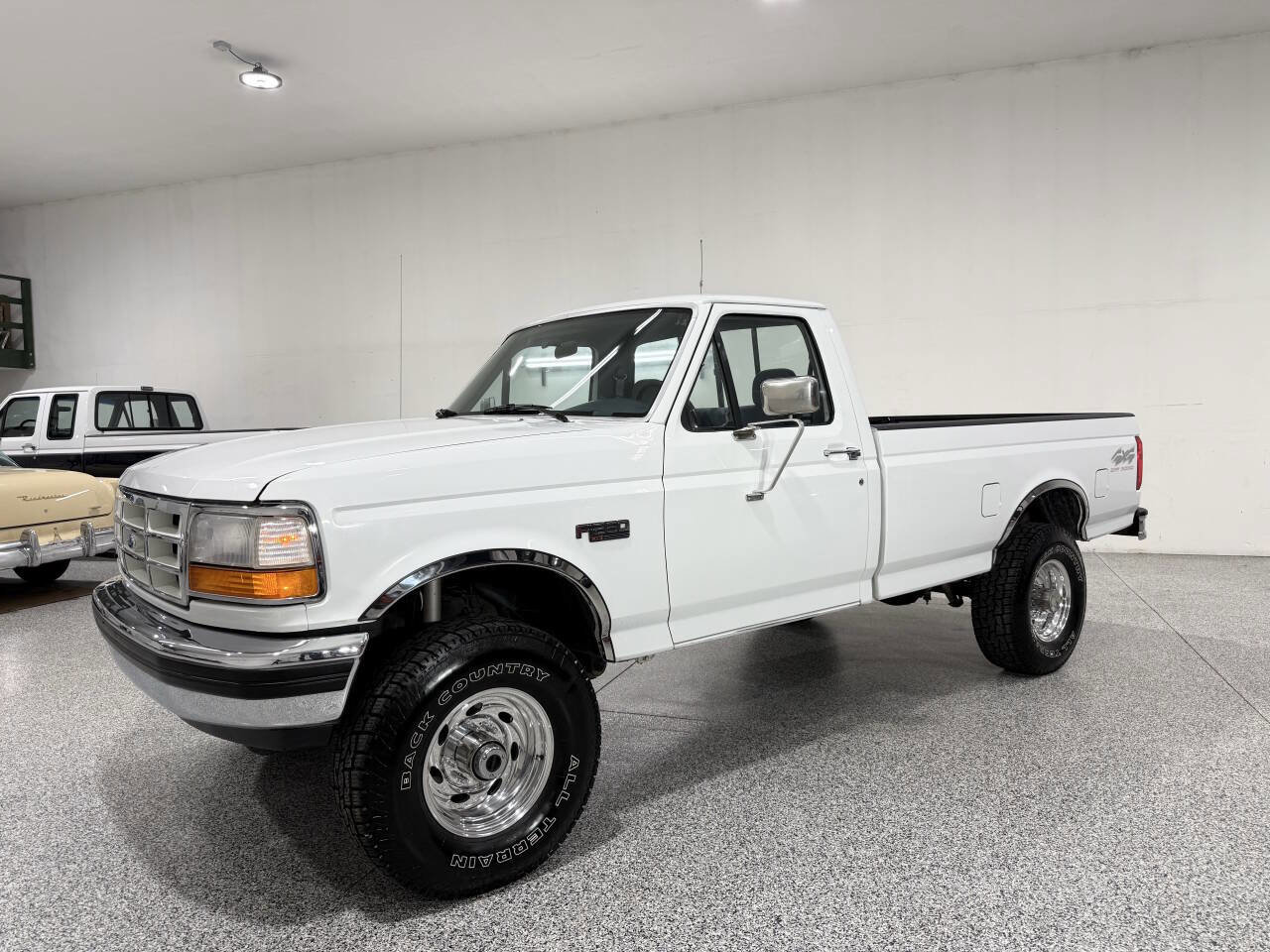 Used 1993 Ford F250 4x4 Regular Cab image 8