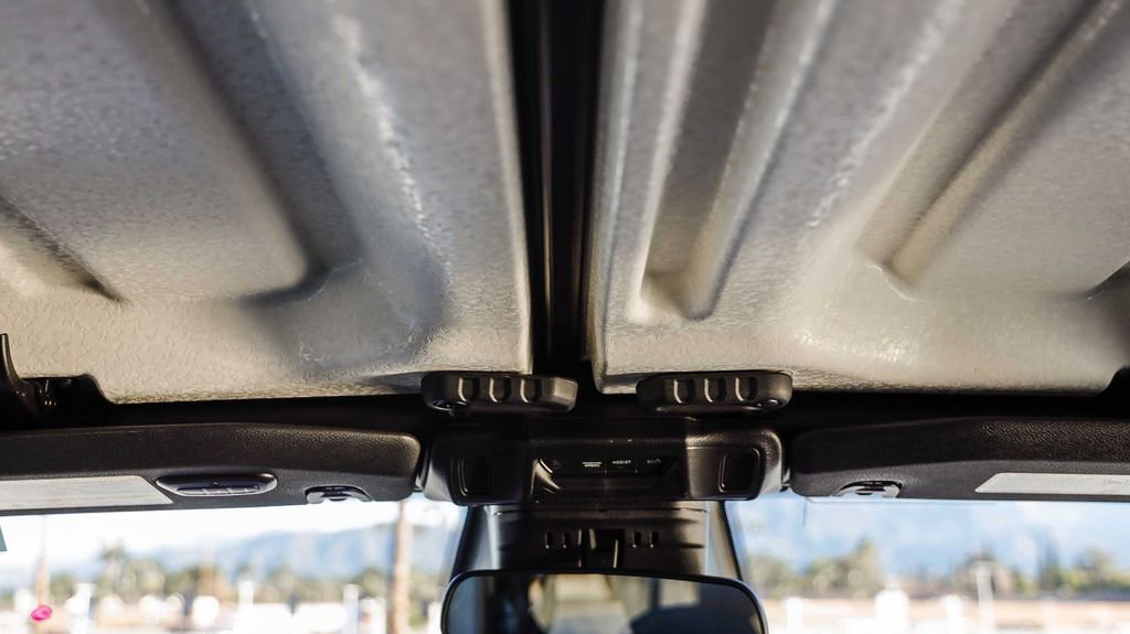 New 2026 Jeep Gladiator Rubicon w/ Steel Bumper Group image 19