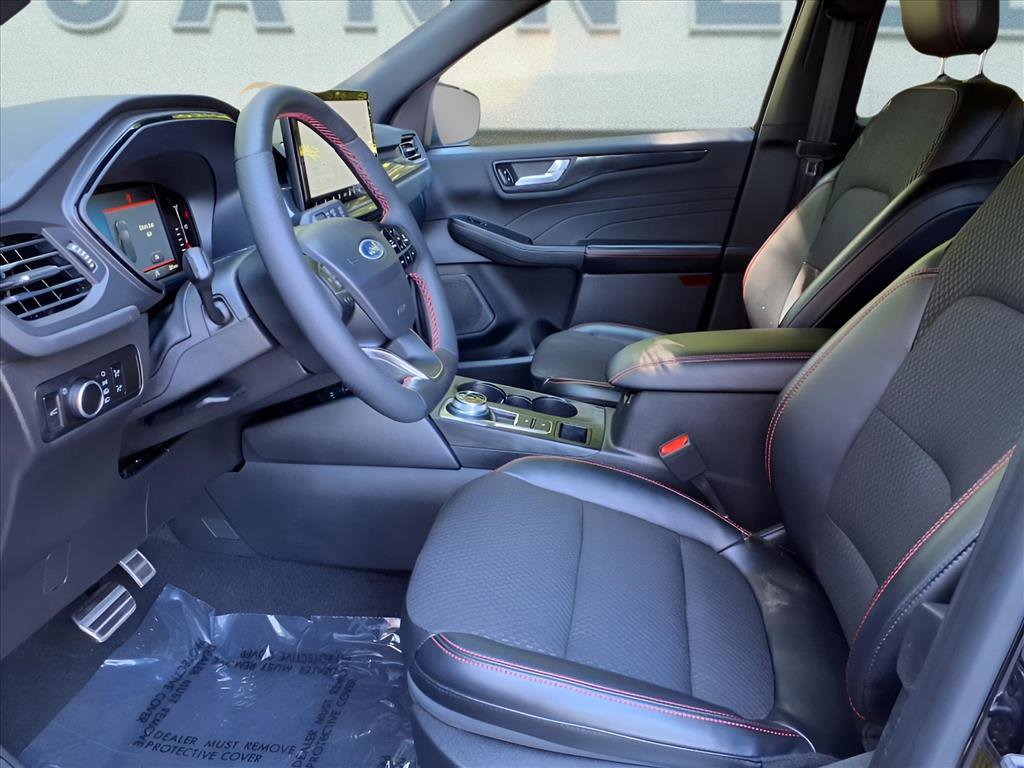 Used 2023 Ford Escape ST-Line w/ Tech Pack #1 image 15