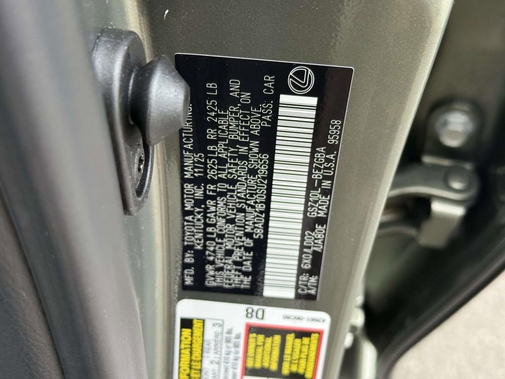 Used 2025 Lexus ES 350 Premium image 30