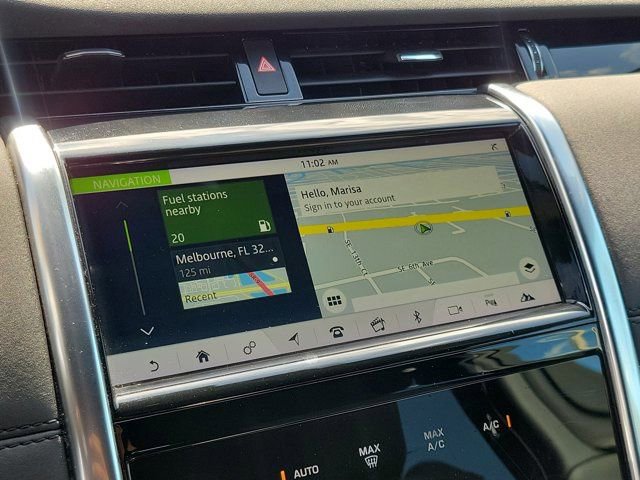 Used 2020 Land Rover Discovery Sport image 23