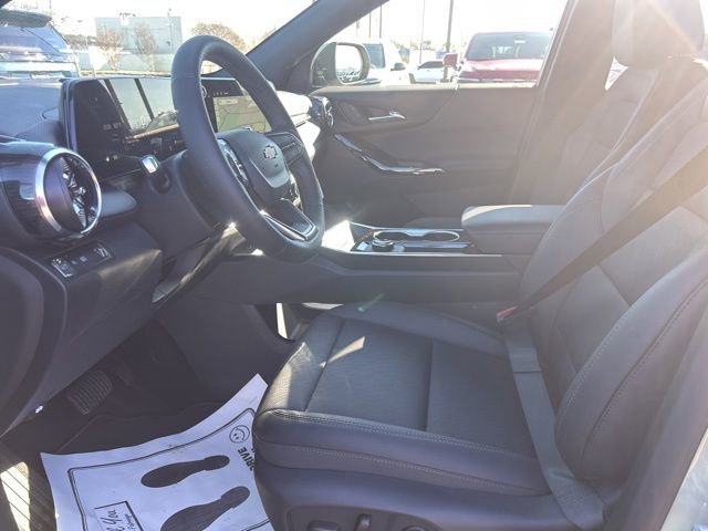 New 2026 Chevrolet Equinox LT w/ Convenience Package II image 15