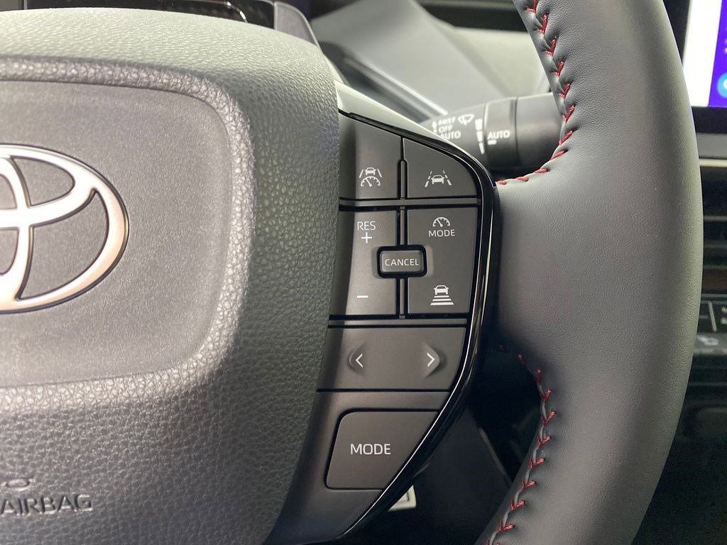 New 2026 Toyota Prius SE image 13