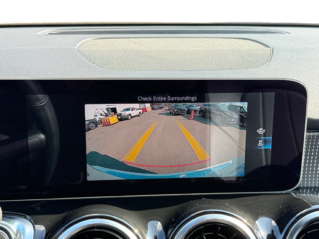 Used 2020 Mercedes-Benz GLB 250 4MATIC image 15