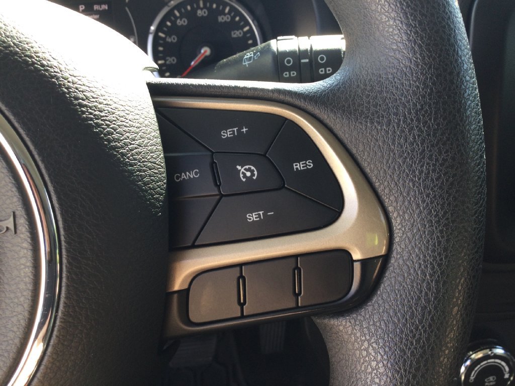 Used 2016 Jeep Renegade Sport w/ Power & Air Group AWD/4WD image 20