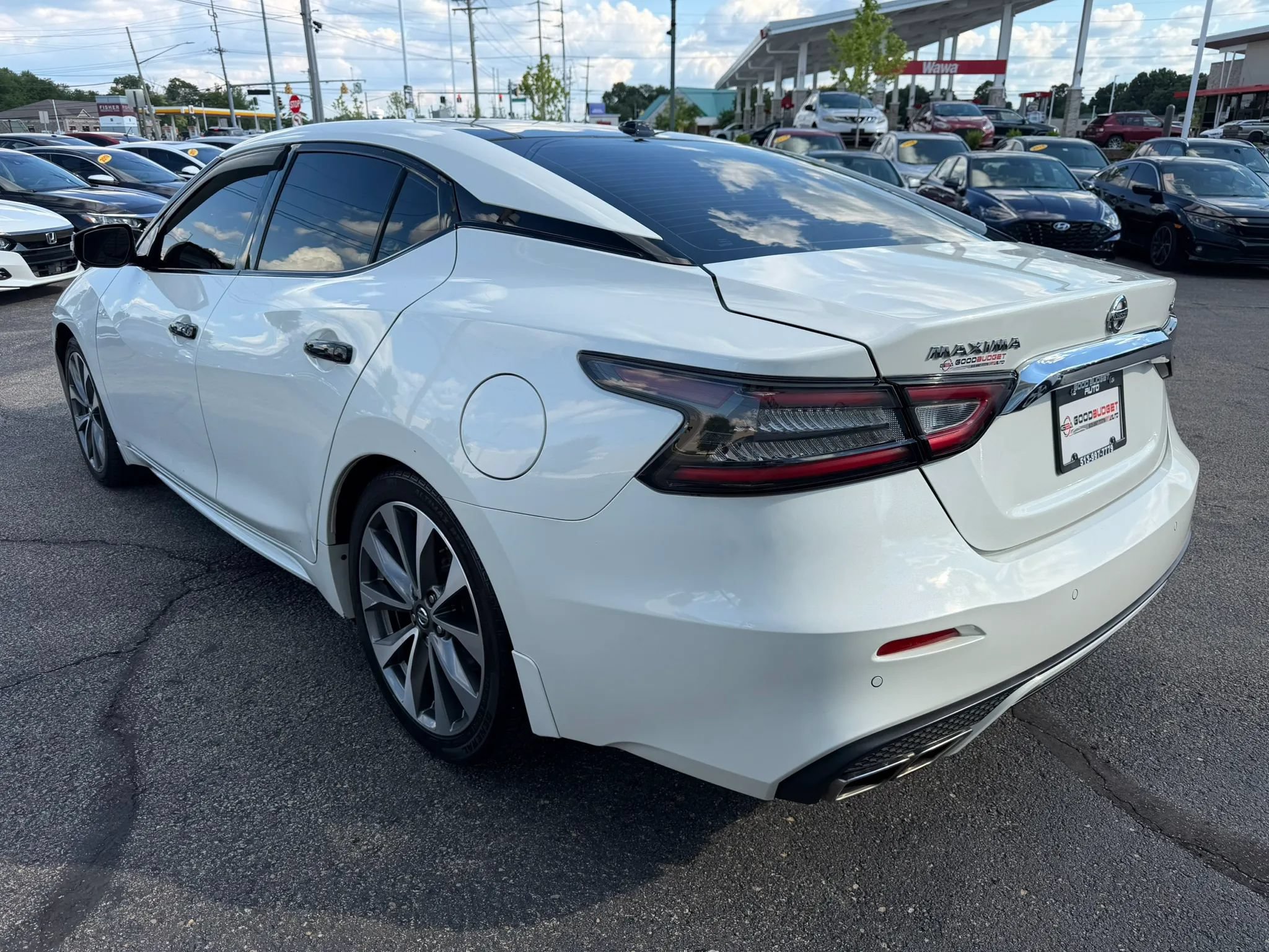 Used 2020 Nissan Maxima Platinum w/ Sport Mat Group FWD image 3