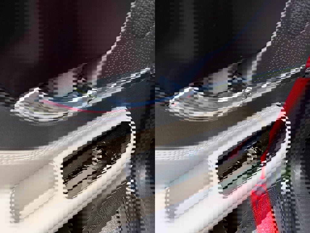 New 2026 Lincoln Corsair Premiere image 16