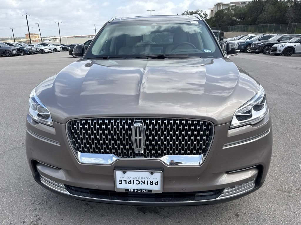 Used 2020 Lincoln Aviator Reserve w/ Equipment Group 202A AWD/4WD image 2