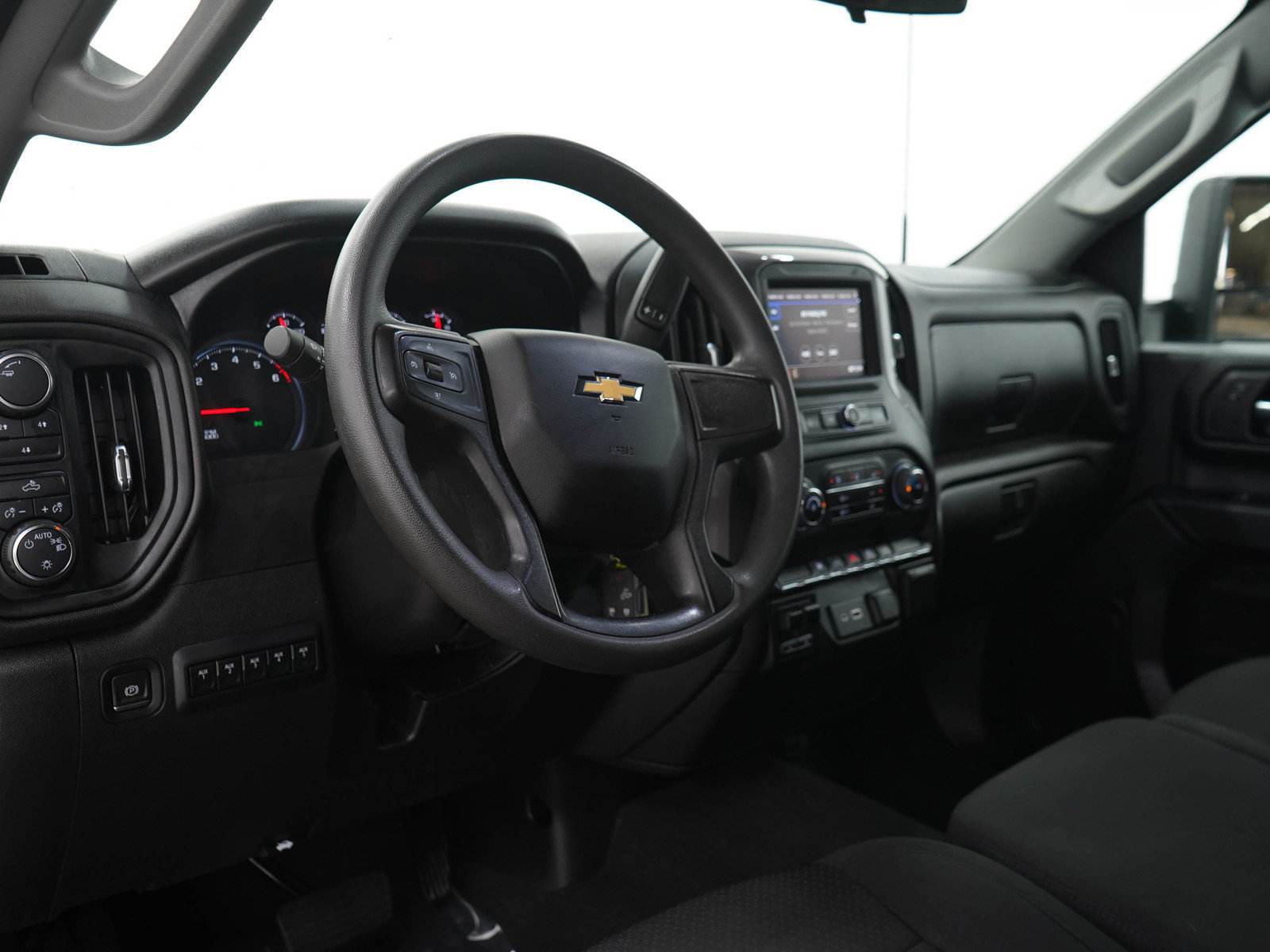 Used 2022 Chevrolet Silverado 2500 Custom w/ Gooseneck/5TH Wheel Package AWD/4WD image 24