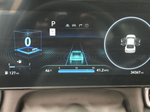 Used 2024 Hyundai Elantra SEL image 11