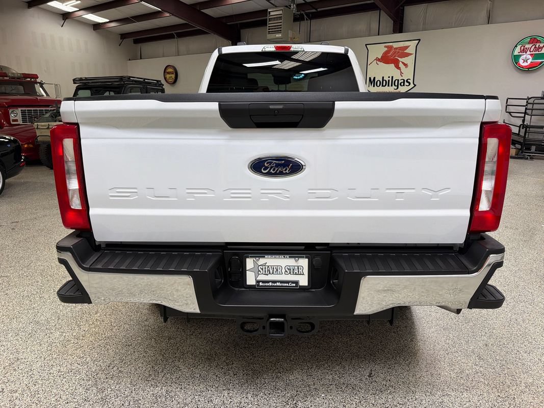 Used 2025 Ford F250 XLT AWD/4WD image 6