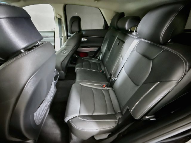 Used 2024 Genesis GV70 2.5T w/ Advanced Package AWD/4WD image 25