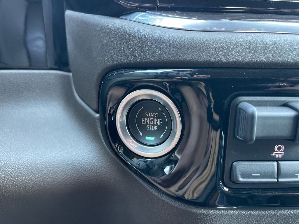 Used 2024 Chevrolet Silverado 1500 LTZ w/ LTZ Convenience Package II image 24