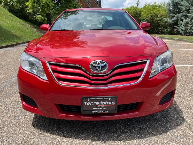 Used 2011 Toyota Camry LE FWD image 30