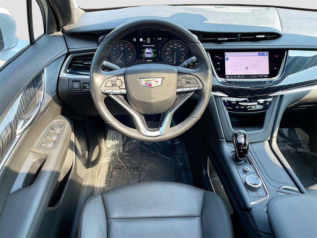 Used 2024 Cadillac XT6 Premium Luxury w/ Technology Package image 23
