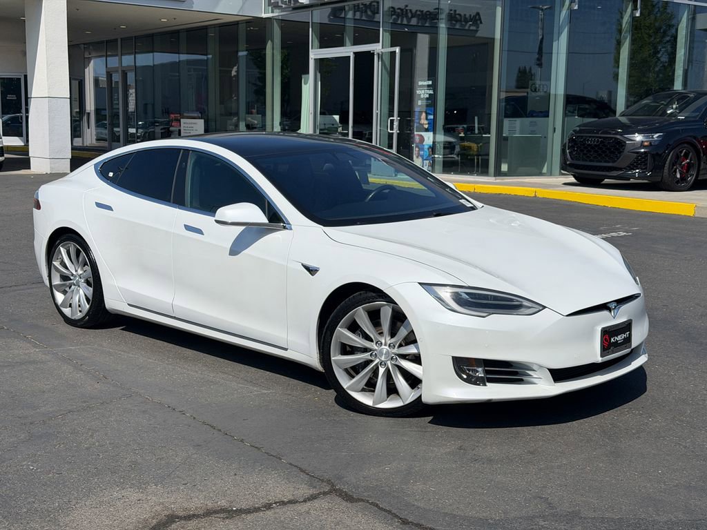Used 2019 Tesla Model S Standard Range AWD/4WD image 2