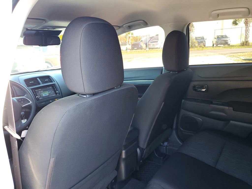 Used 2025 Mitsubishi Outlander Sport ES image 10