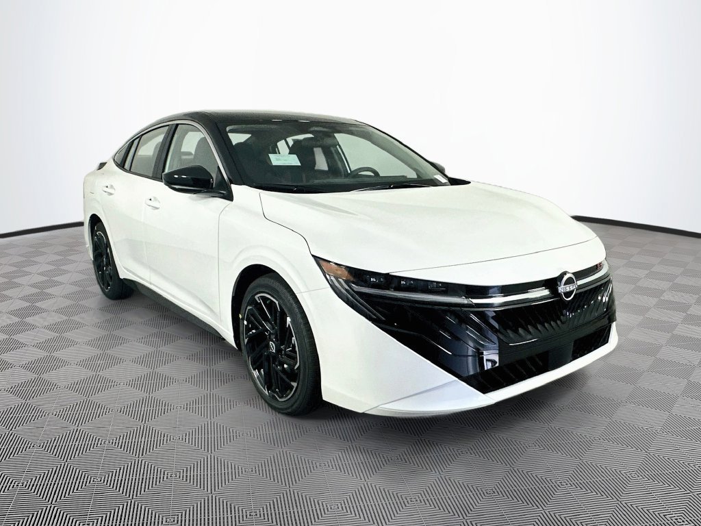 New 2027 Nissan Sentra SR w/ Floor Mat Package FWD image 3
