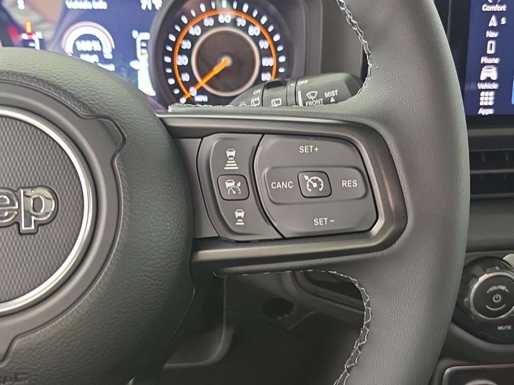 Certified 2025 Jeep Wrangler Unlimited Rubicon AWD/4WD image 26