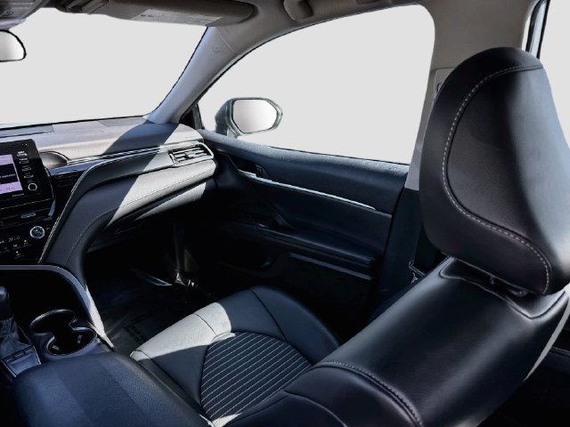 Used 2023 Toyota Camry SE FWD image 21