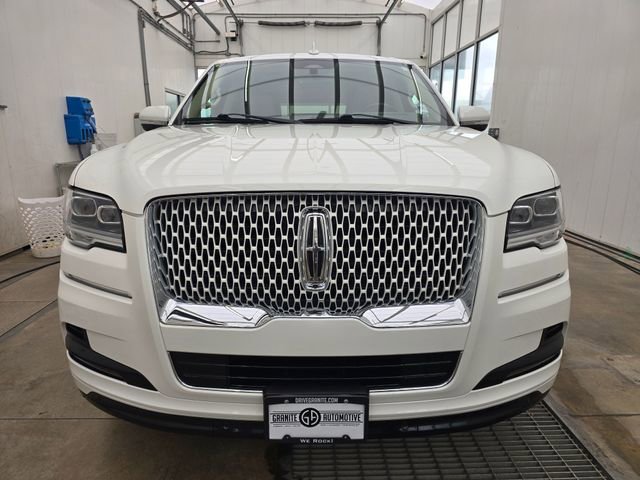 Used 2023 Lincoln Navigator L Reserve image 8