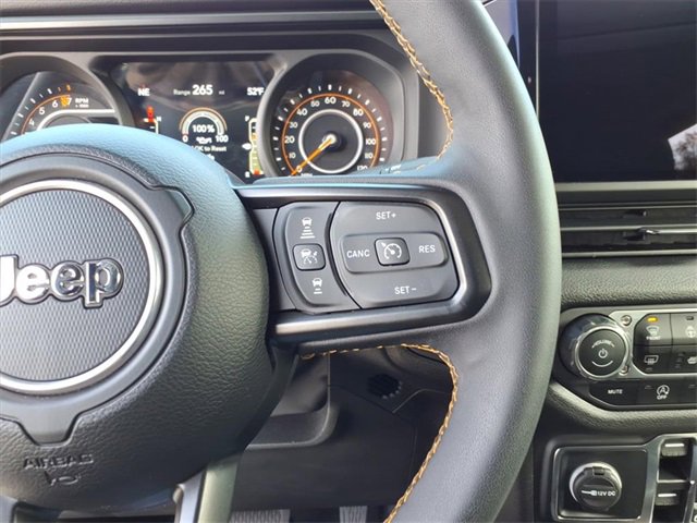 Used 2024 Jeep Gladiator Sport image 19