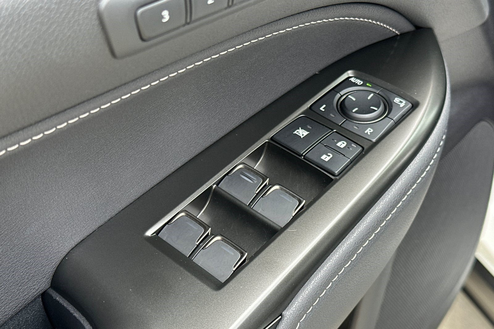 Certified 2025 Lexus NX 350h AWD w/ Premium Package image 14