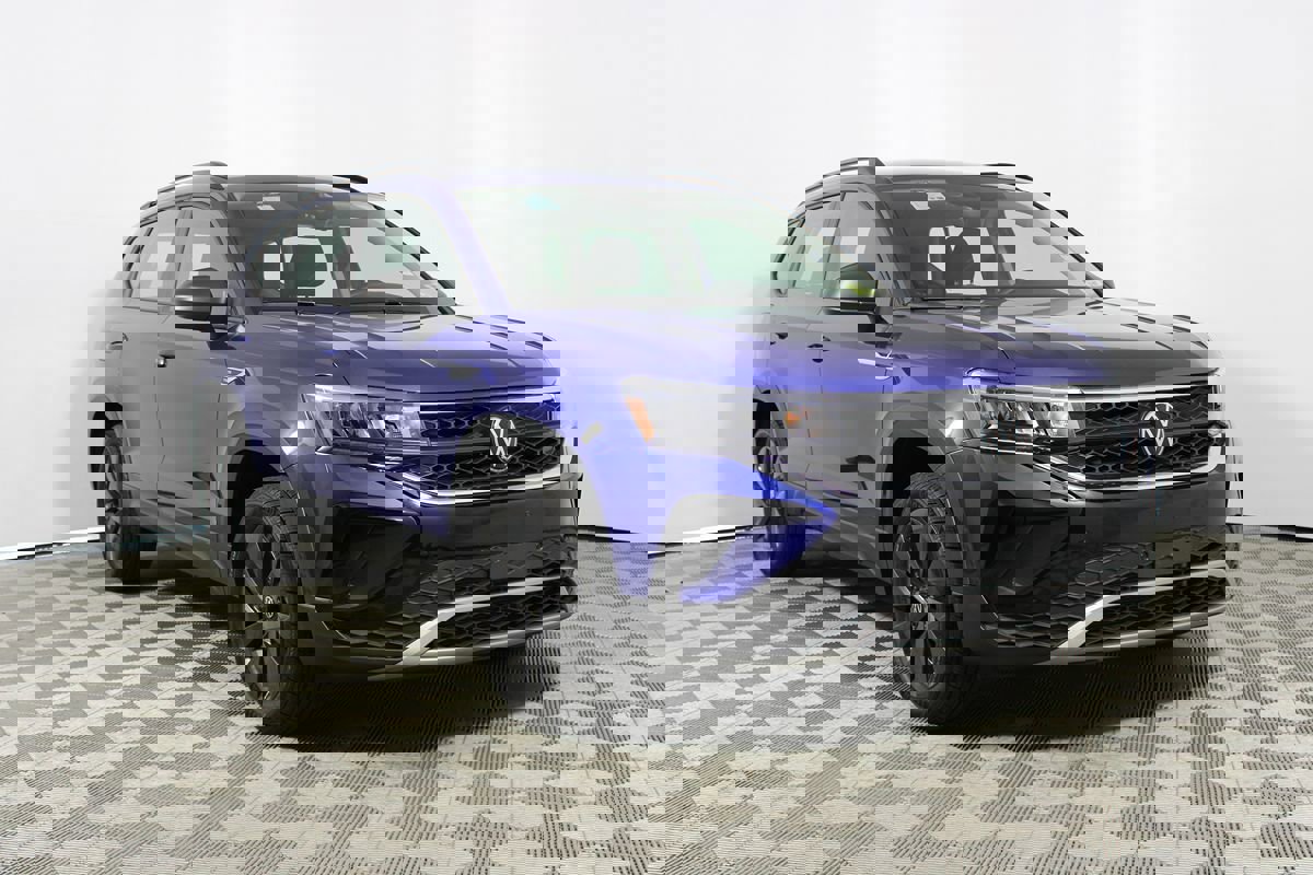 Used 2023 Volkswagen Taos S w/ Driver Assistance Package image 25