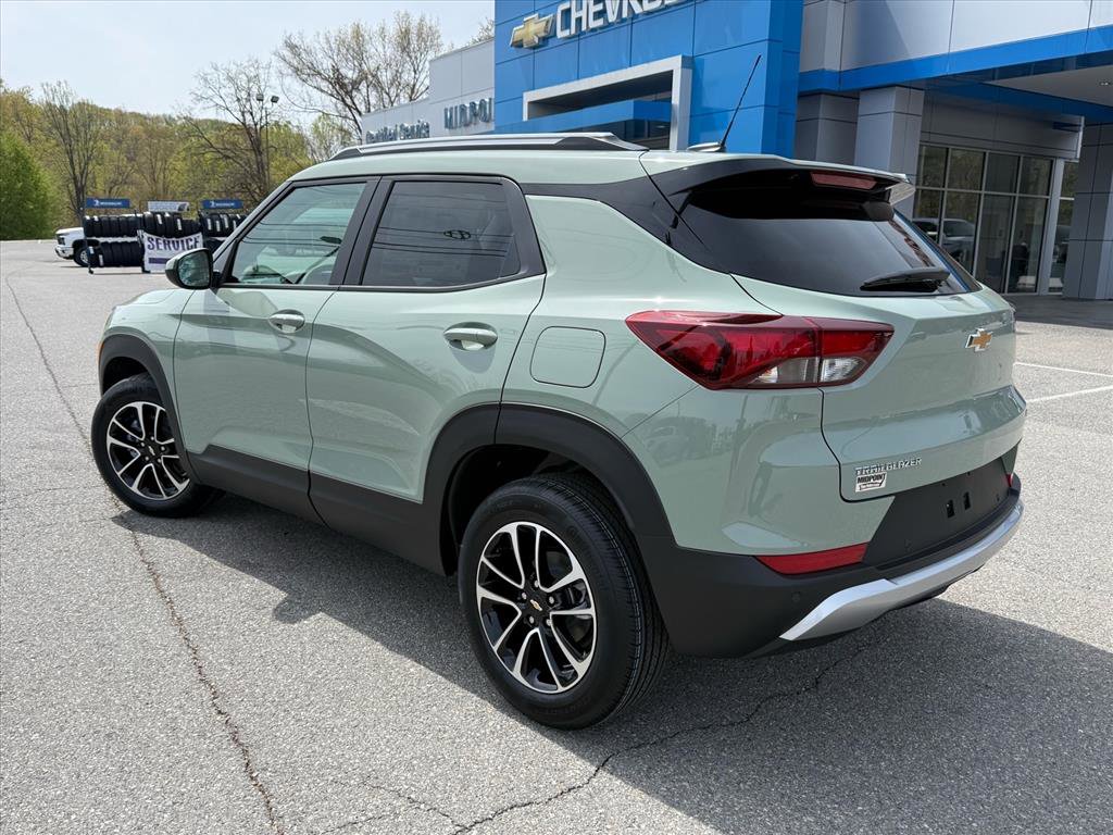 New 2026 Chevrolet TrailBlazer LT w/ Convenience Package FWD image 4