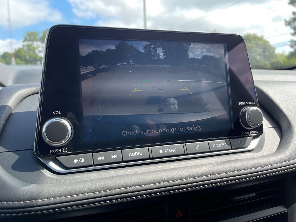 New 2026 Nissan Rogue S image 9