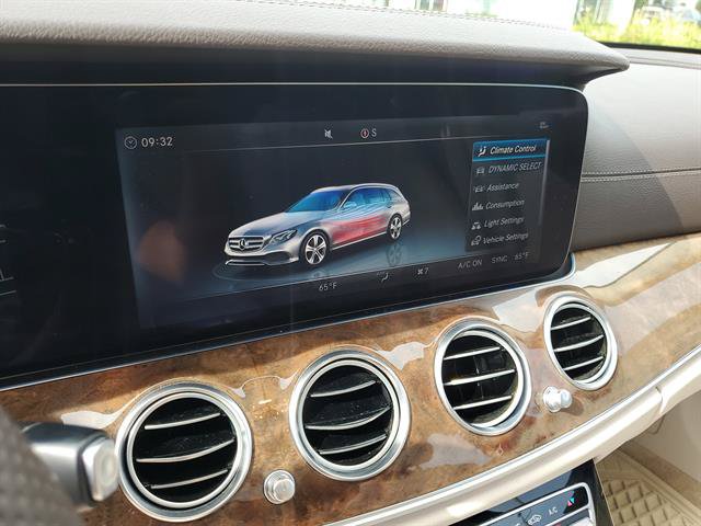 Used 2018 Mercedes-Benz E 400 4MATIC Wagon image 58