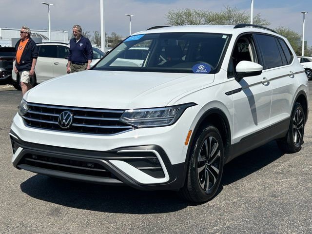 Certified 2022 Volkswagen Tiguan S FWD image 3