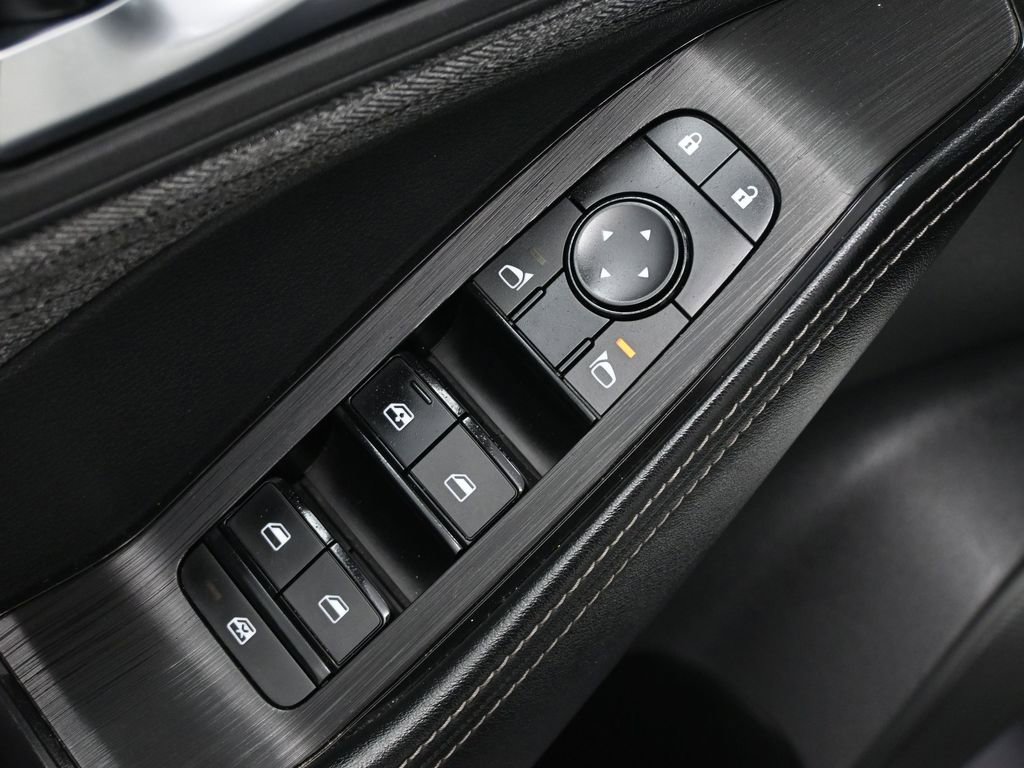 Used 2023 Nissan Rogue SV image 8