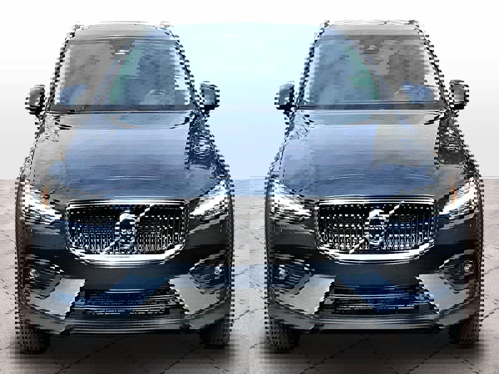 Used 2025 Volvo V60 B5 Cross Country Plus image 3