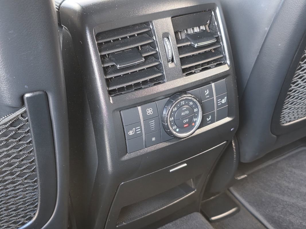 Used 2016 Mercedes-Benz GL 63 AMG 4MATIC image 30