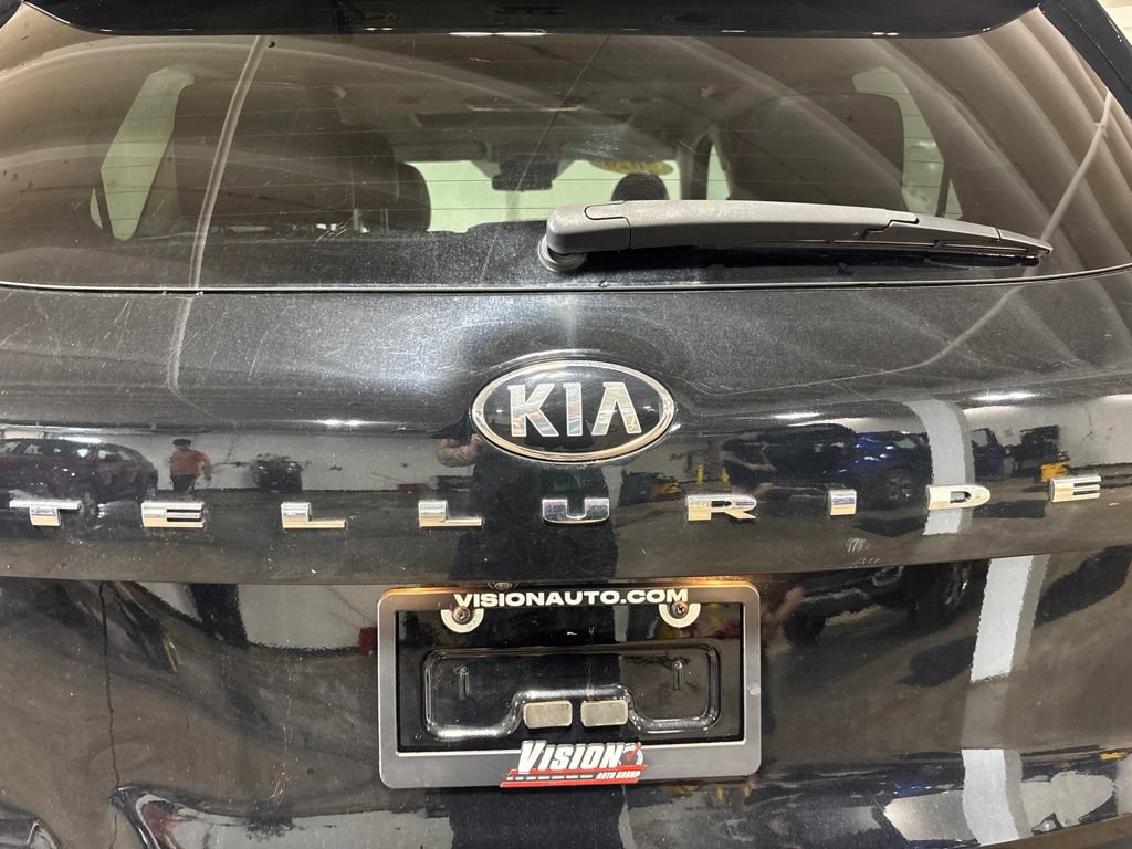 Used 2020 Kia Telluride S AWD/4WD image 14