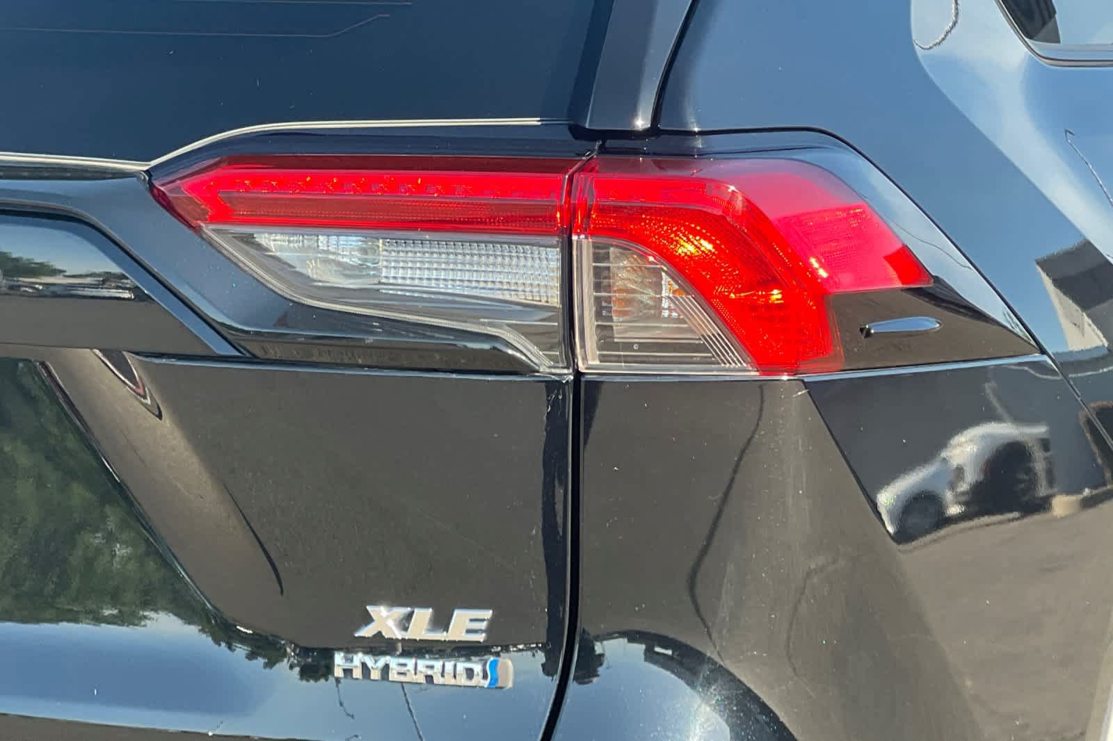 Certified 2022 Toyota RAV4 XLE AWD/4WD image 32