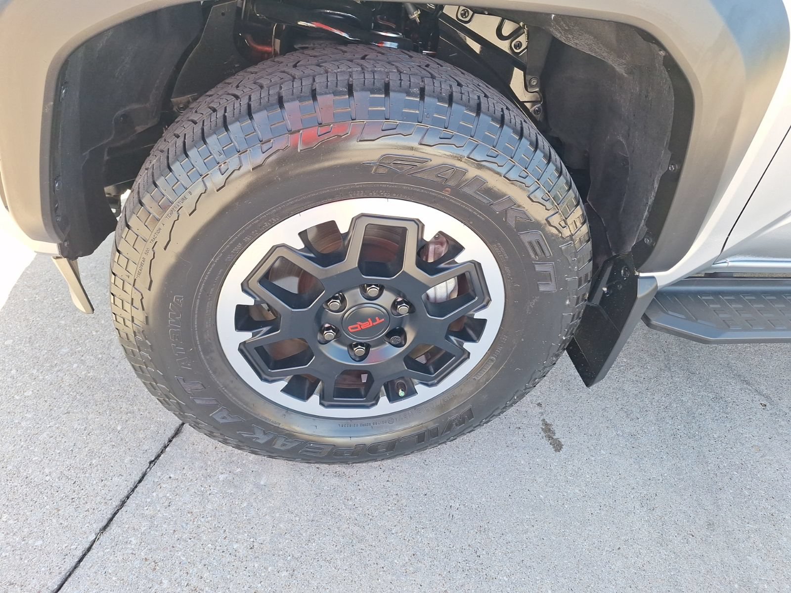 Used 2025 Toyota 4Runner TRD Off-Road AWD/4WD image 11