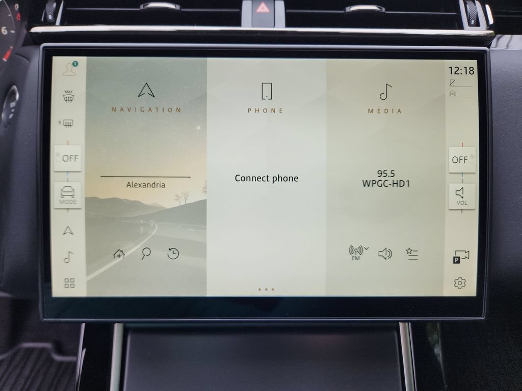 New 2026 Land Rover Range Rover Velar S AWD/4WD image 17