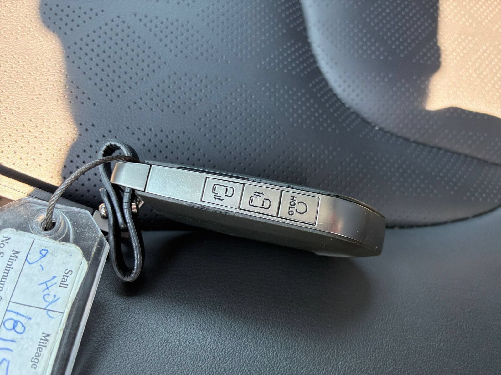 Used 2026 Kia Carnival FWD image 21