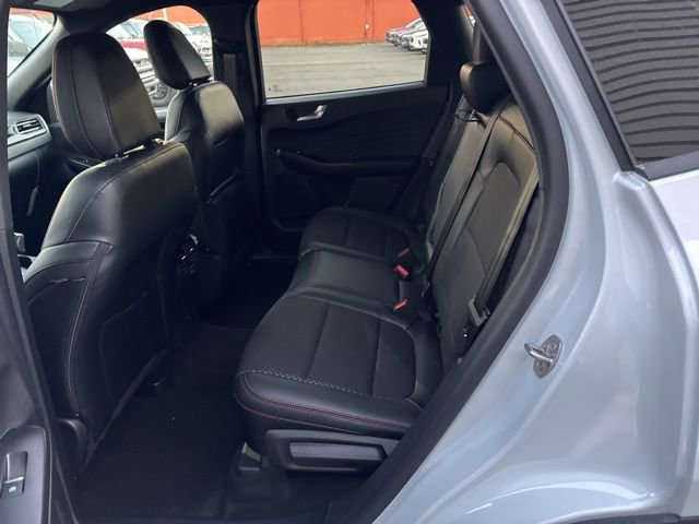 New 2025 Ford Escape ST-Line w/ Equipment Group 301A image 31
