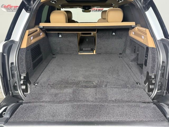 Used 2023 Land Rover Range Rover SE image 30