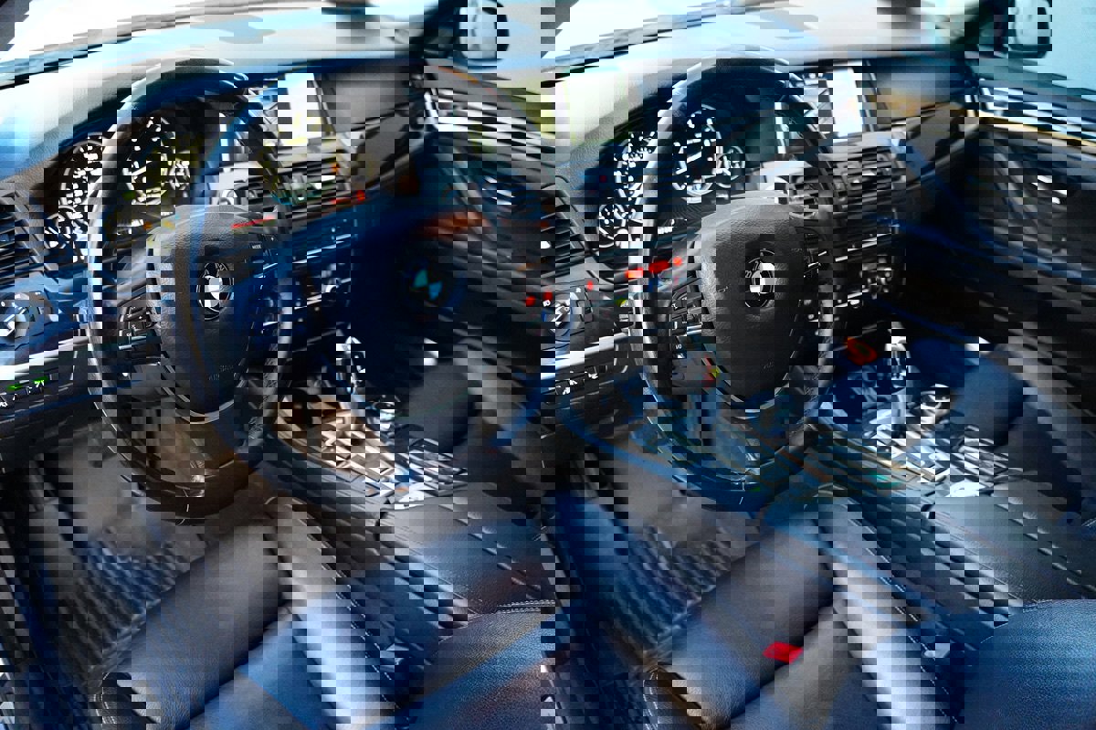 Used 2014 BMW 535i xDrive Sedan image 12