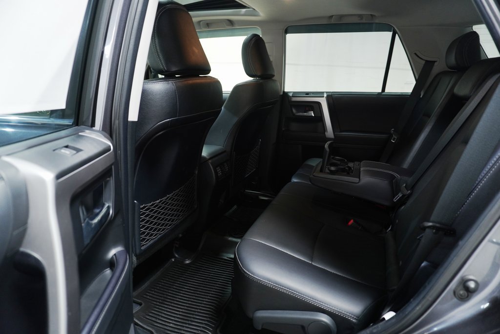 Used 2023 Toyota 4Runner Limited image 12