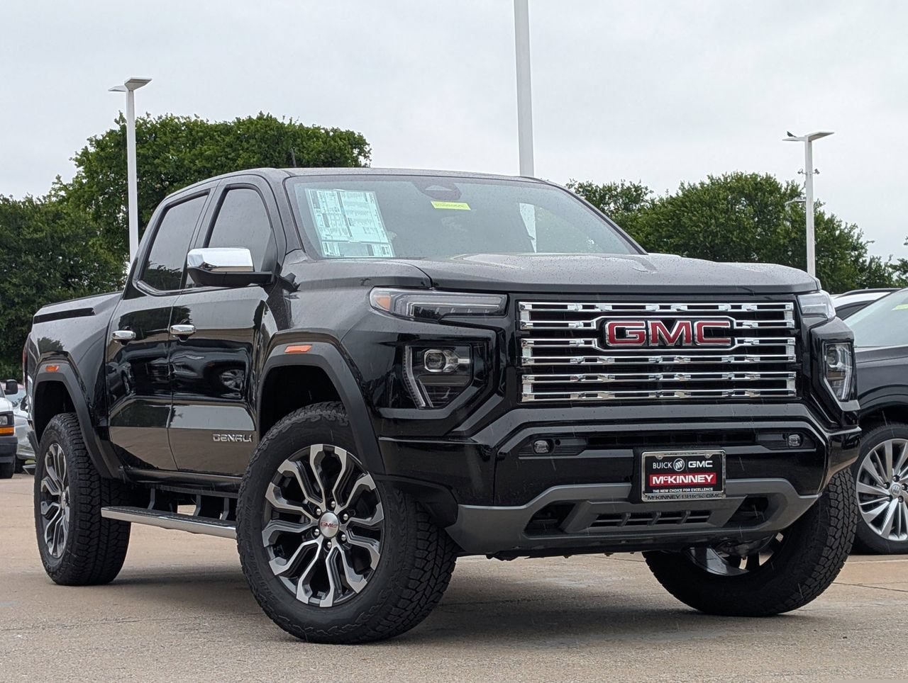 New 2026 GMC Canyon Denali AWD/4WD image 2