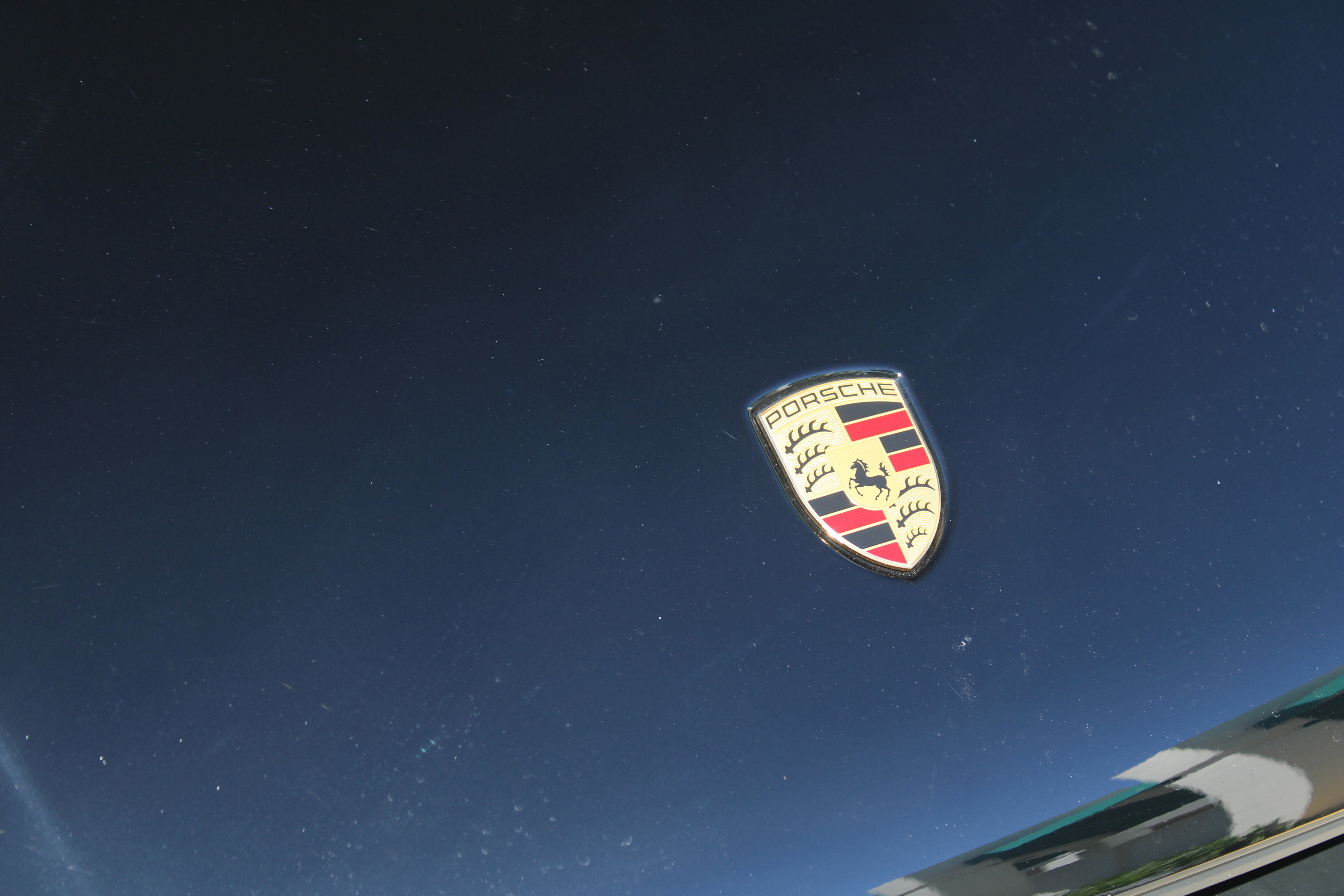 Certified 2025 Porsche Macan image 11