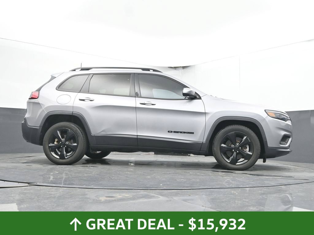 Used 2019 Jeep Cherokee Latitude Plus FWD image 26