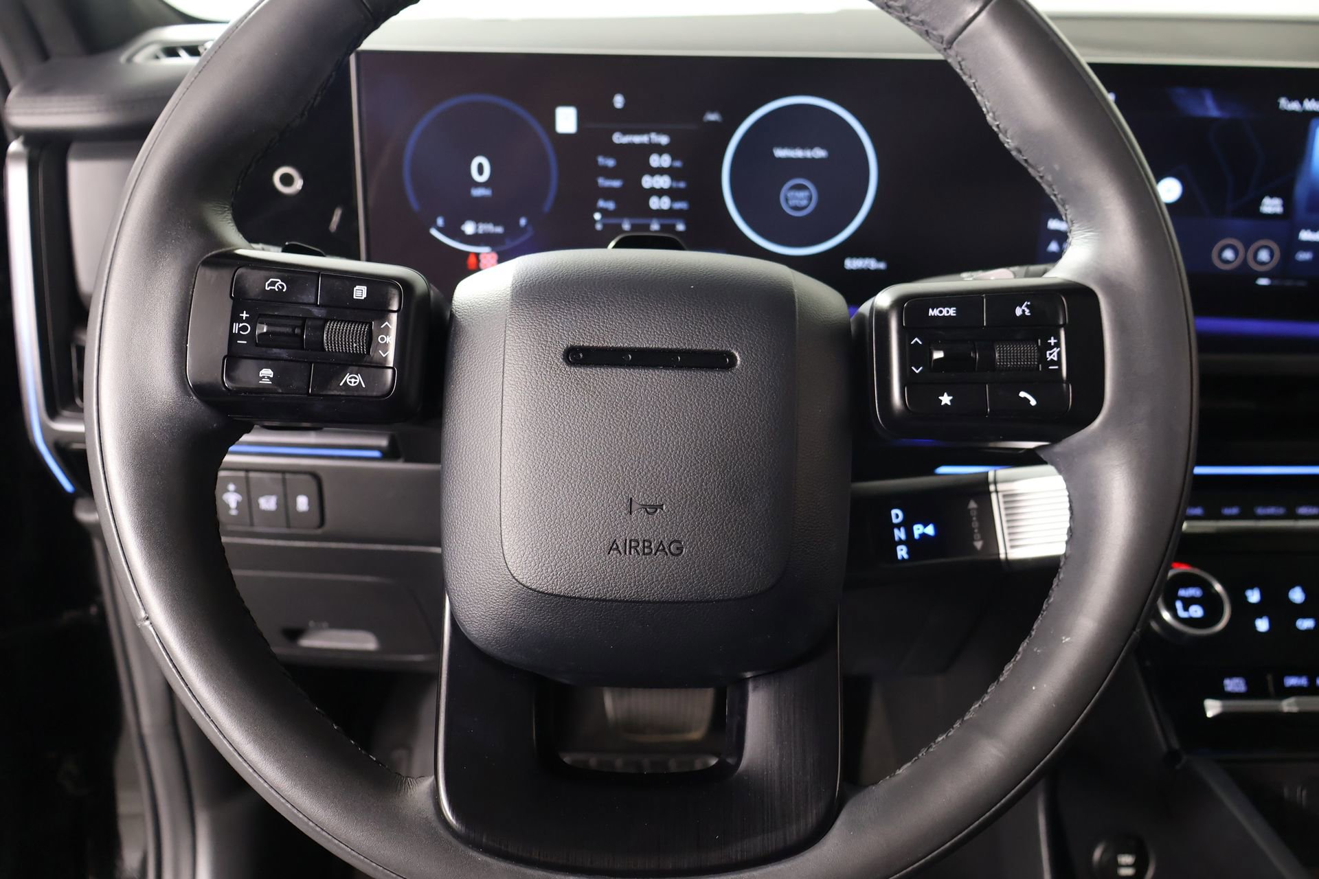 Used 2025 Hyundai Santa Fe Calligraphy image 3